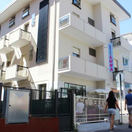 Hotel Luna Rimini Exterior photo